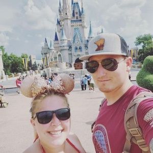 Meet your Posher, Leah